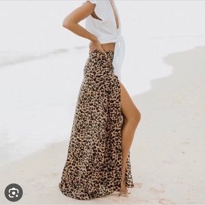 XIX palms maxi leopard print festival skirt with high slit size 2